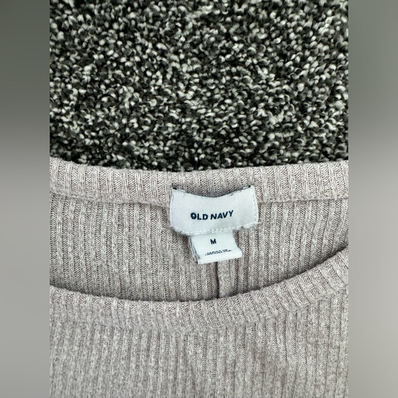 Old Navy Light Pink Sweater size M - Picture 5 of 8
